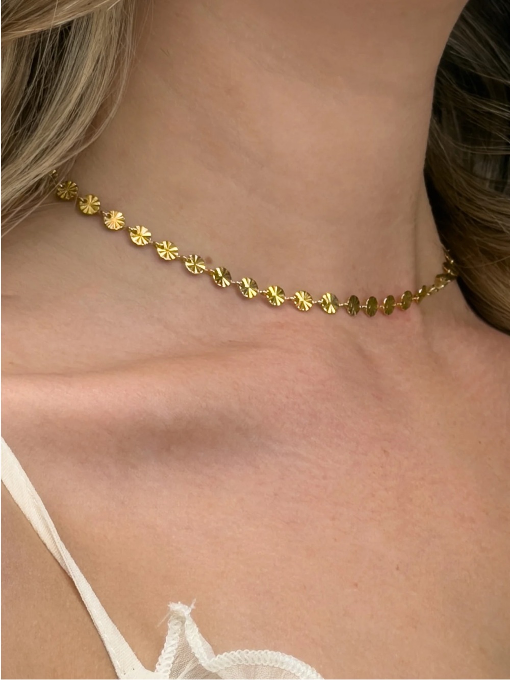 🆕 Oshena Dainty Gold Sunkissed Choker Necklace